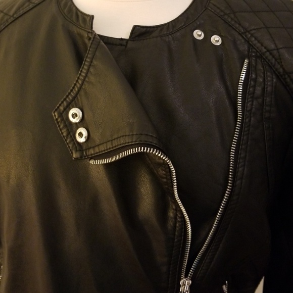 Calvin Klein faux-leather moto jacket plus size - Picture 8 of 8